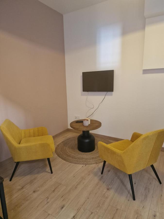 La Havane Givry  Buitenkant foto